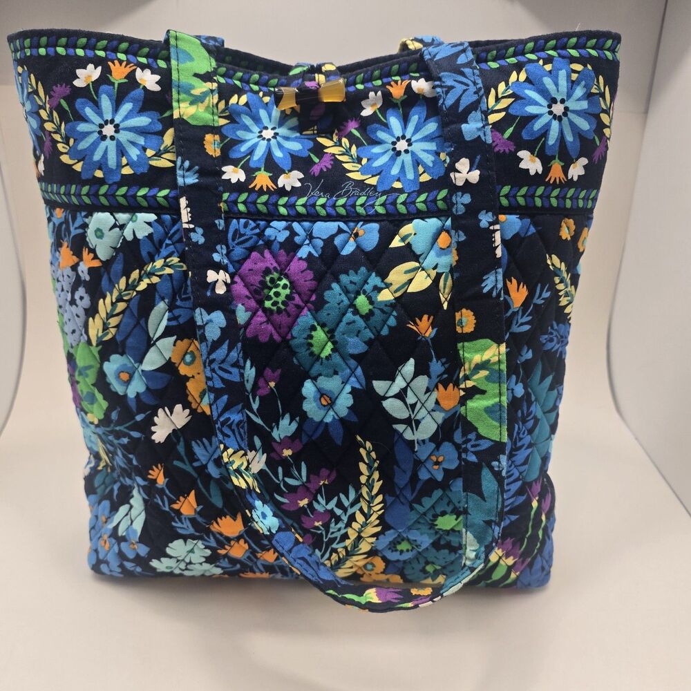 VERA BRADLEY QUILTED MIDNIGHT BLUES 15 X 13 TOTE SHOULDER BAG EXCELLENT COND. Re